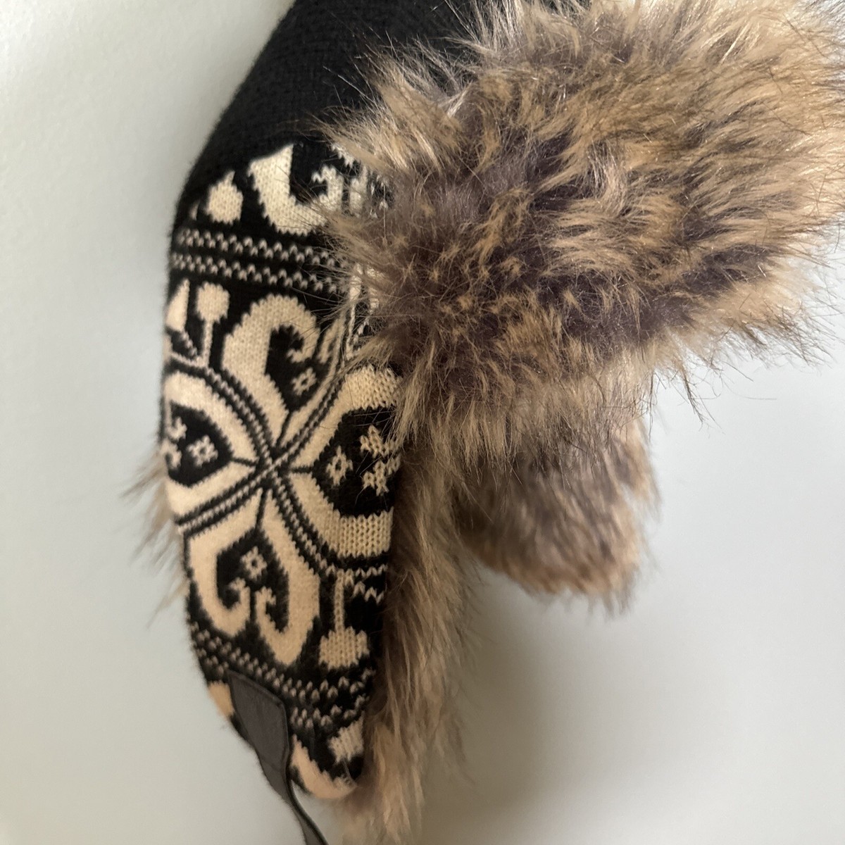 Vintage Fur Trim Felt Cap Hat Made in Denmark Winter Retro Unisex Vintage Fur Trim Hat - Etsy main image 4