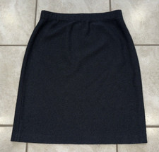 ST JOHN BLACK KNIT STRETCH CASUAL SKIRT Sz 6 MADE IN USA