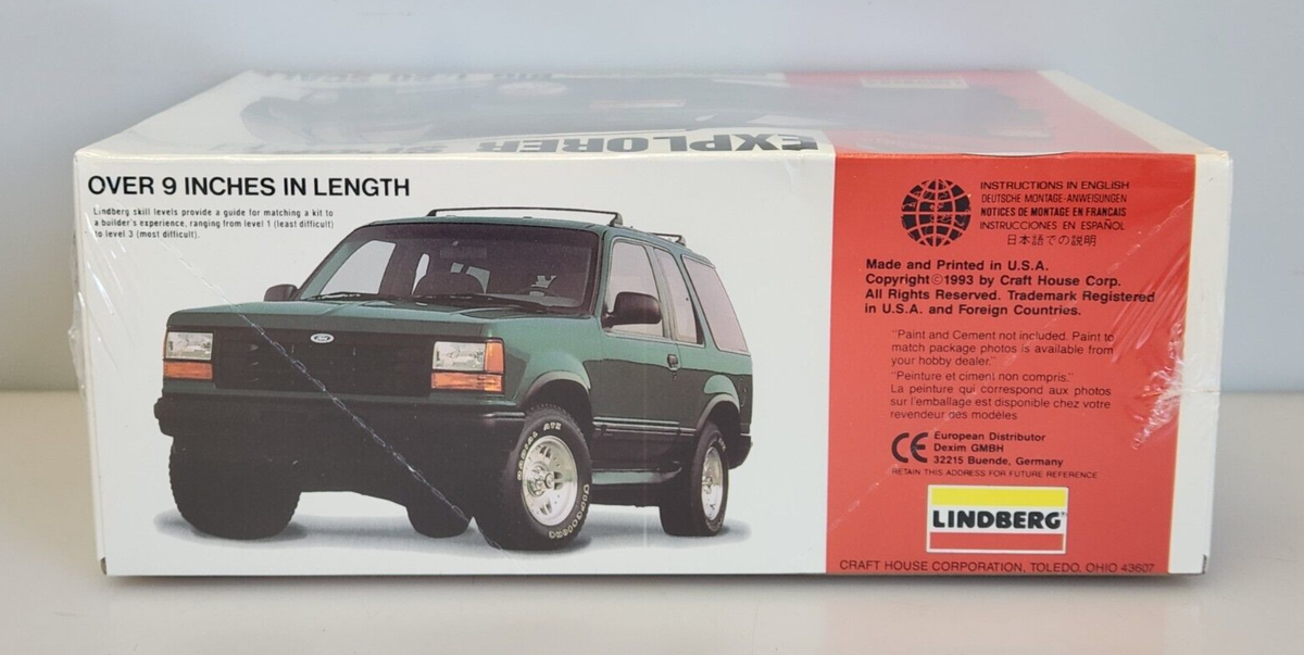 Lindberg Ford Explorer Sport Utility Vehicle 1 20th Scale Plastic