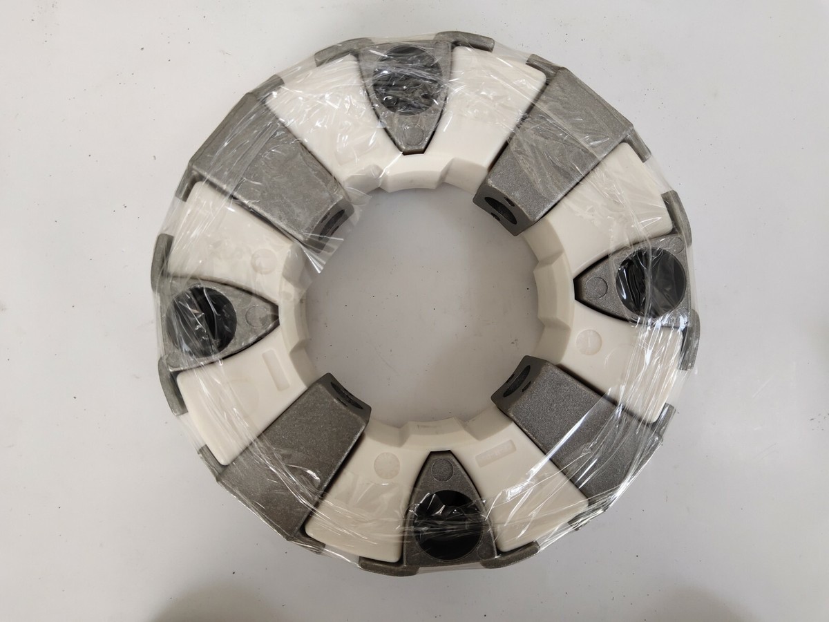 KRJ6622 COUPLING, INSERT WITH OUT HUB FITS CASE CX210 CX225SR