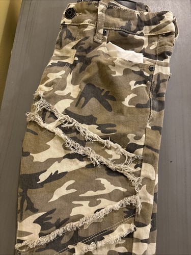 Stacked Jeans - Size 16 Boys - Picture 3 of 6