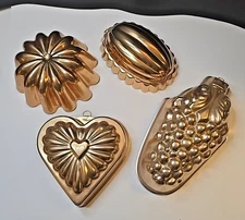 4 vintage copper jello molds wall hanging decor kitchen baking cooking party fun