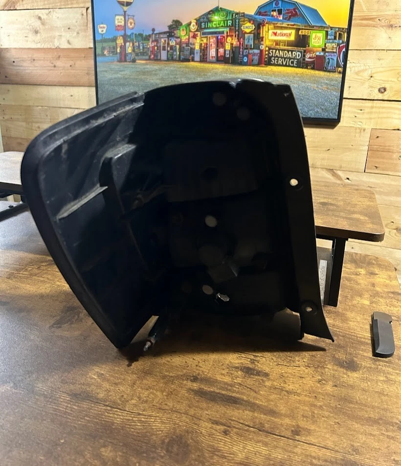 Luz trasera derecha para Mercury Mariner 2008-2011 OEM: 8E6Z13404A Foto 3 de 4