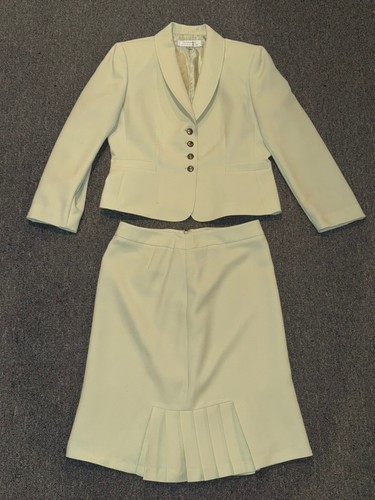 Tahari Arthur S. Levine Jacket & Skirt 2 Piece Sz 10 Suit Blazer