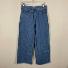 LEVI'S Wide Leg High Rise Raw Hem Exposed Pocket Jeans Women's Sz 30