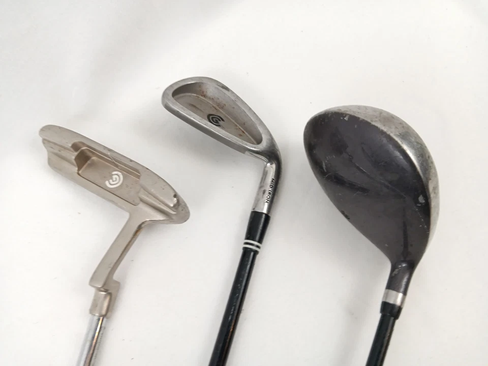 Cleveland Junior Series Golf Set Driver, 1/3, 7/8, Putter RH Bag - Image 4 of 4