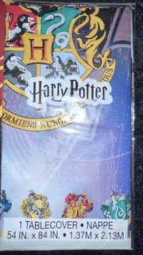 HARRY POTTER LARGE METAL WALL SIGN, 3 PAIRS TRAINER SOX TABLE CLOTH AND POSTER - Picture 3 of 5