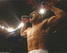 UFC Ultimate Fighting Champ Anthony Pettis Autographed Signed 8x10 Photo COA L