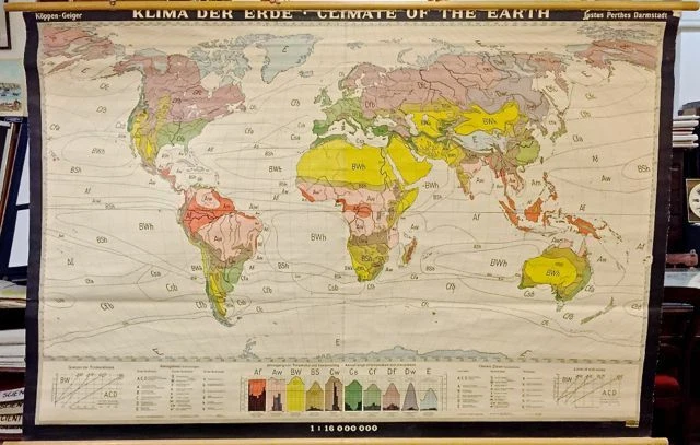 Vintage Original Antique World Maps & Atlases 1980-1989 Date Range
