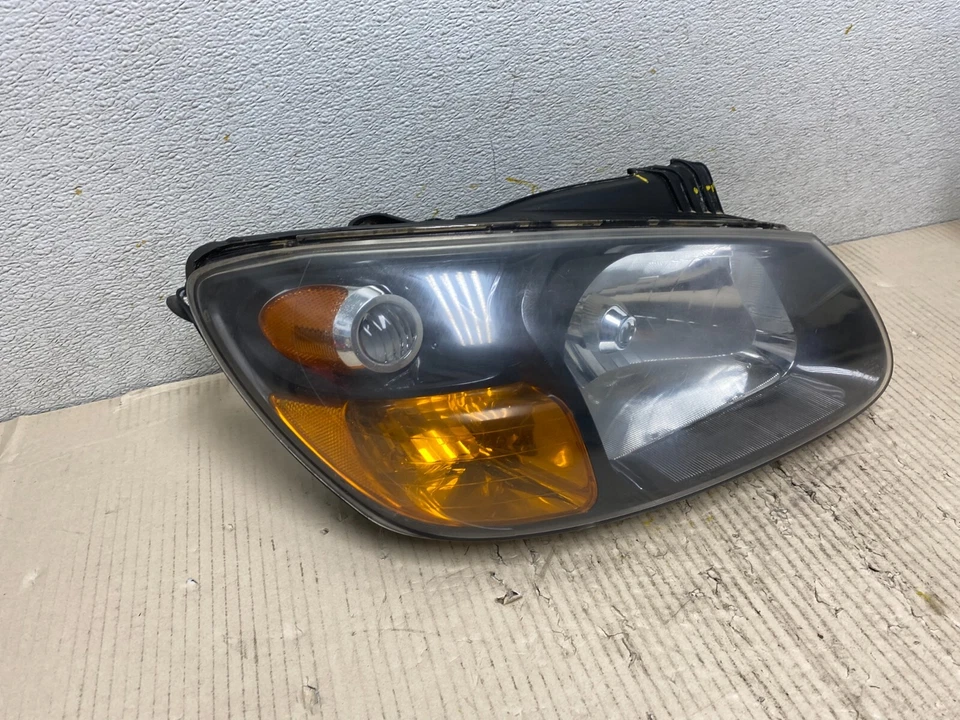 Faro lateral derecho Kia Spectra5 2008 2009 pasajero OEM O2980 DW Foto 3 de 4