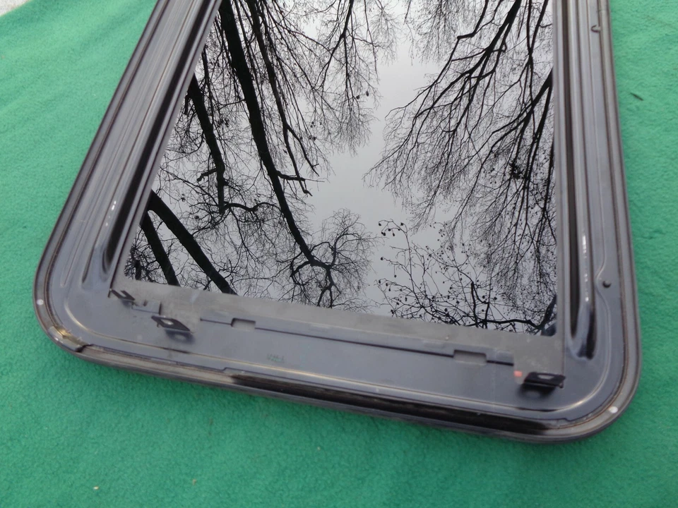 2010 - 2013 SUZUKI KIZASHI OEM FACTORY SUNROOF GLASS PANEL FREE SHIPPING! - Изображение 3 из 4