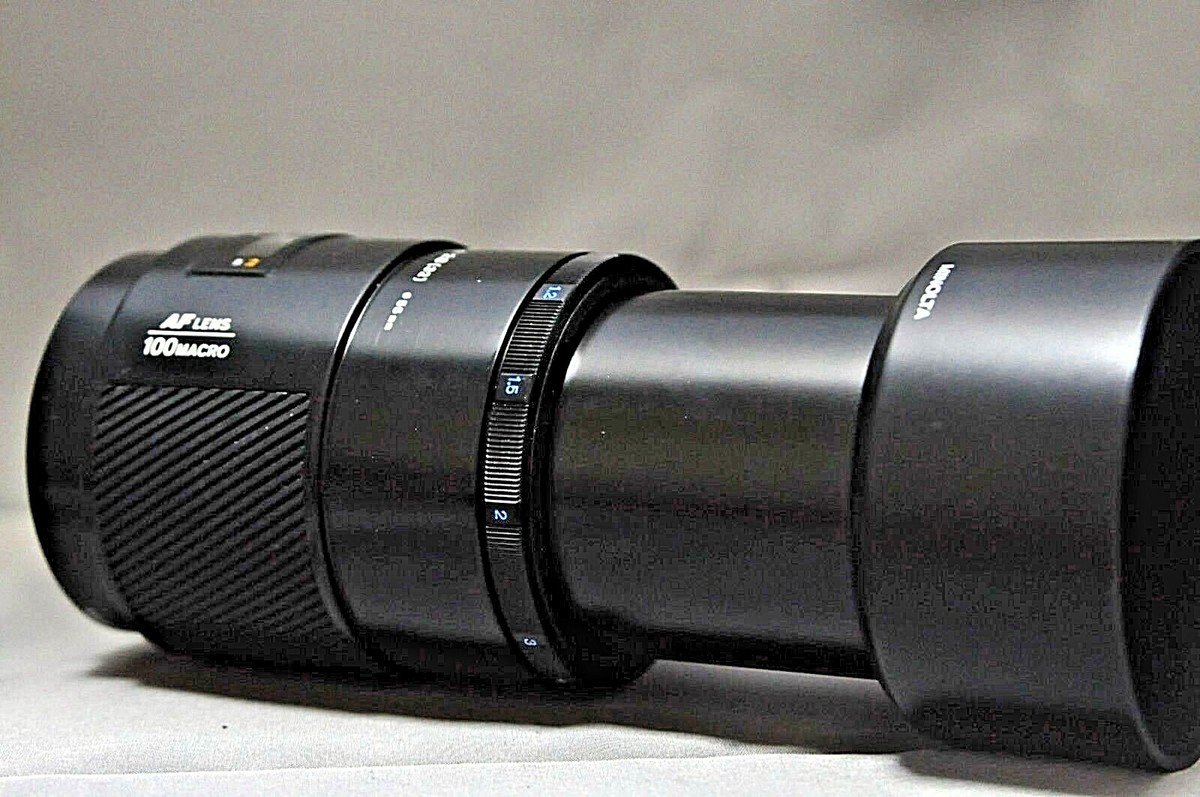 Minolta AF 100mm f/2.8 Macro Lens – Sony Alpha A-Mount – Excellent