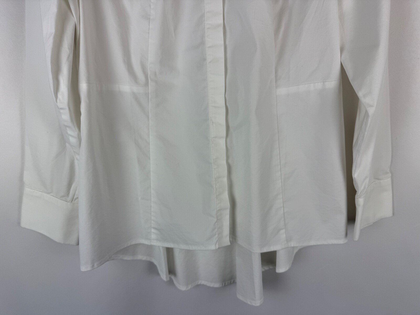 Chico's White Hidden Button Cutout Back Collared … - image 4