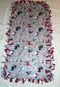 Puppy ~ Dogs Christmas Double Sided Hand Tied Fleece Rag Crate Blanket ~ New