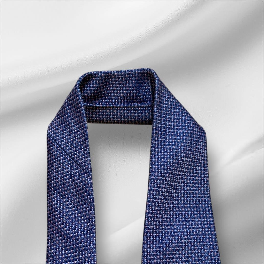 Excellent condition Hermes current solid pin dot … - image 3