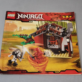LEGO Ninjago set 2508 Blacksmith Shop with Minifigures & Instructions