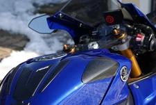 YAMAHA YZF-R6 2017-2024 Carbon Fiber Tank Sliders Cover (100% carbon fiber)