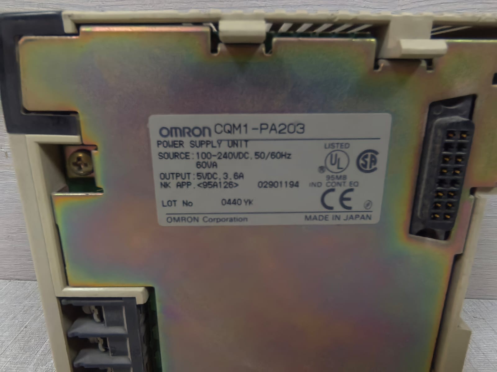 Omron CQM1-PA203 OMRON CQM1-PA203 POWER SUPPLY UNIT 100-240VDC 5