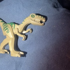 LEGO Dinosaur Coelophysis / Raptor with Green 5882 Dino Ambush Attack Minifigure
