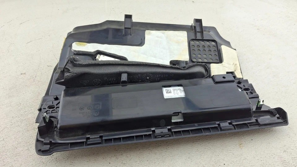 BMW 528I XDRIVE F10 2012-2016 lado derecho del pasajero debajo del tablero cubierta panel OEM Foto 4 de 4