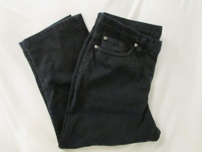 black denim capris