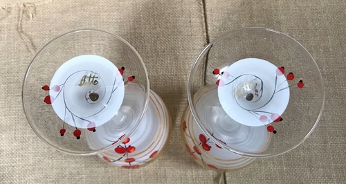 Juego de copas de vino de bayas de invierno pintadas a mano arte firmado vacaciones de Navidad naturaleza - Imagen 7 de 9