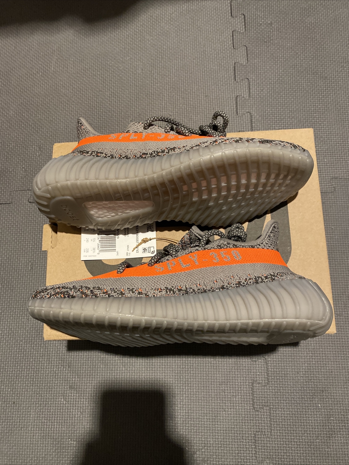 Adidas Yeezy Boost 350 V2 Beluga 