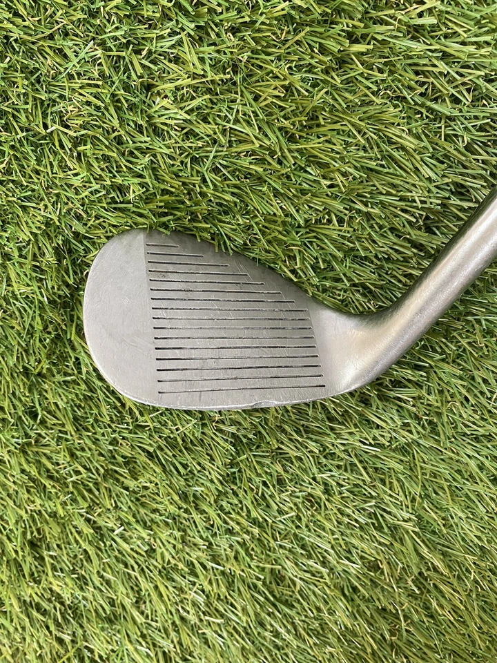 Top Flite L-60 60° 高抛挖起杆带顶部 Flite 杆身和良好的专业 Tech 握把右手 — 第 3/4 张图片