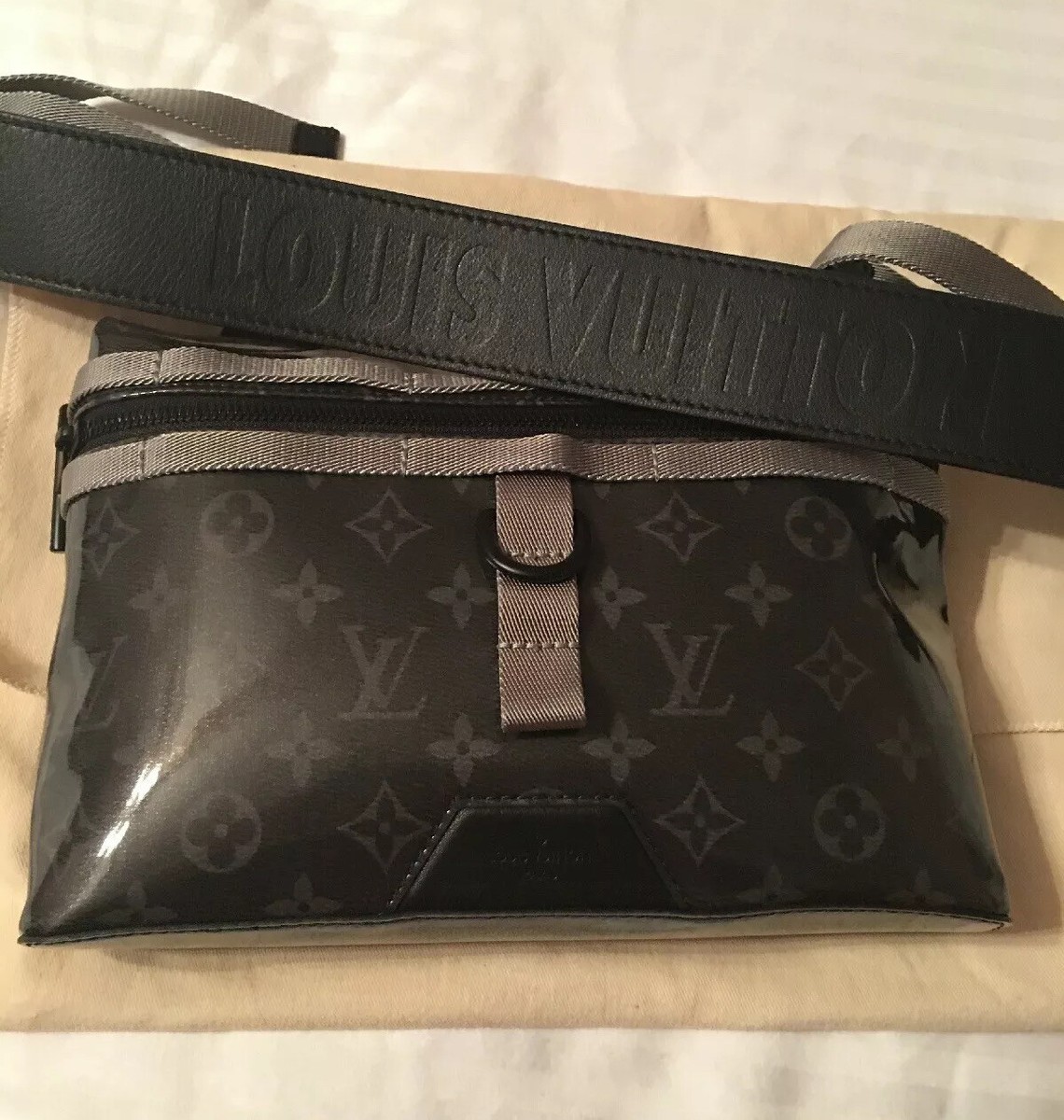 Louis Vuitton Glaze Eclipse Messenger PM Kim Jones 2018 FW Louis Vuitton Glaze Eclipse Messenger PM Kim Jones 2018 FW