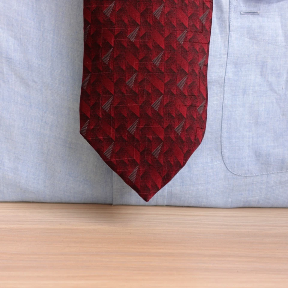 Corbata Texturizada Para Hombre Roja Geométrica Seda Moderna Borgoña Carrera MURANO EE. UU. Foto 2 de 4