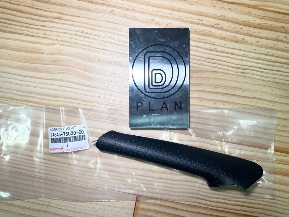 GENUINE LEXUS 11-17 CT200h FRONT RIGHT DOOR ASSIST GRIP COVER 74645-76030-C0 - Imagem 4 de 4