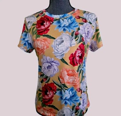 NWT M Express Lovely Womens Silky Bright Colored Floral Stretchy Shirt Top Sz M