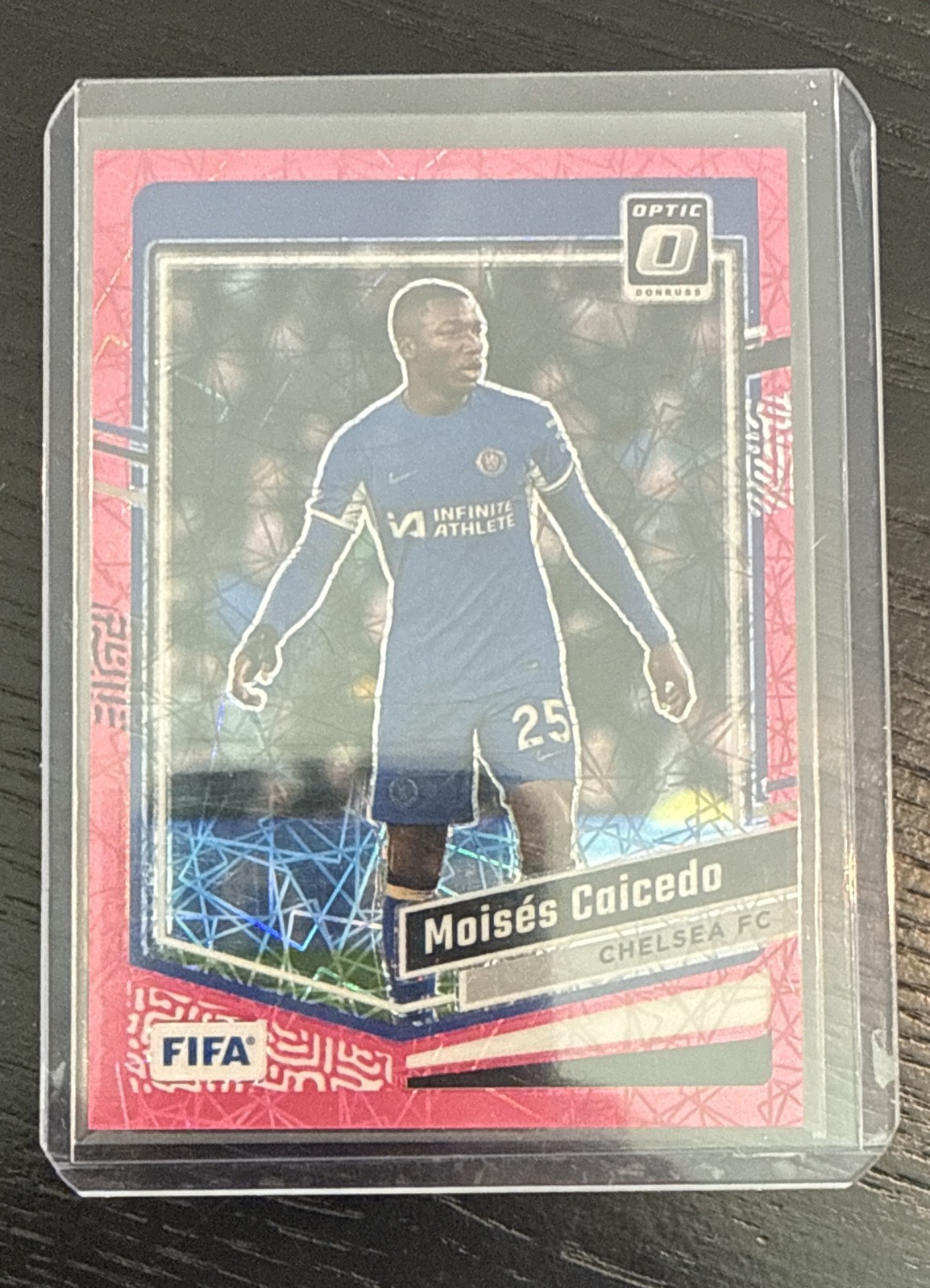 2023-24 Panini Donruss Fifa - Optic Moises Caicedo #76 Pink Velocity Prizm /99 view 1