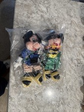 Tourist Mickey  Hula Minnie Mouse Official Disney Parks Bean Bag Plush 8" B202