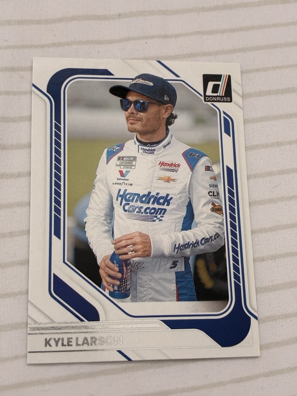 Lot of 3 Kyle Larson 2026 Donruss Panini auto Racing Trading Cards