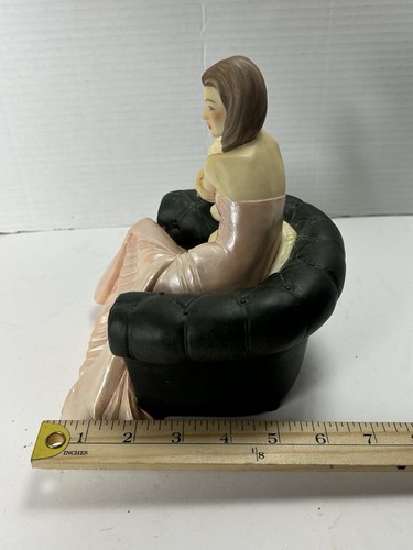 Vintage A.D.L. VITTORIO TESSARO Skulptur italienische elegante sitzende Frau Deko signiert - Bild 17 von 24