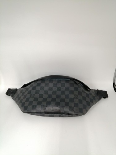 Louis Vuitton Discovery Bumbag N40187 Used