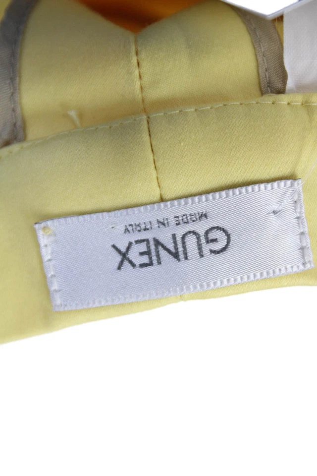 Calça Gunex feminina com zíper cintura média plissada perna reta algodão amarelo tamanho 6 - Imagem 4 de 4