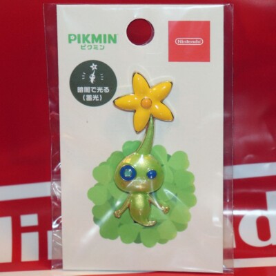 PIKMIN Pin Badge Glow Pikmin Flower Nintendo Tokyo Osaka Store