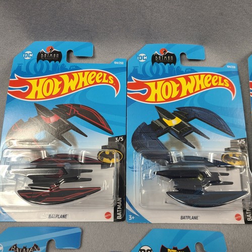 Batman Hot Wheels Collection 10 Vehicles NEW IN PACKAGE Bundle 2 Batmobile - Picture 2 of 7