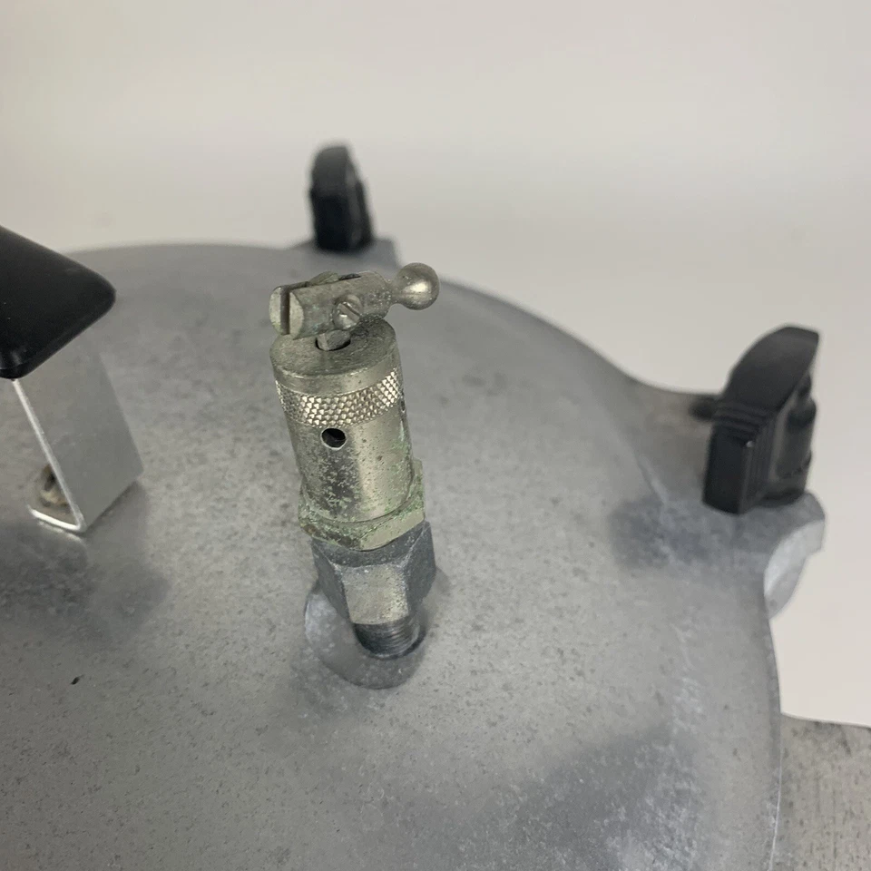 Esterilizador de vapor a presión portátil All American 15,5 cuartos 1915x hecho en EE. UU. Foto 4 de 4