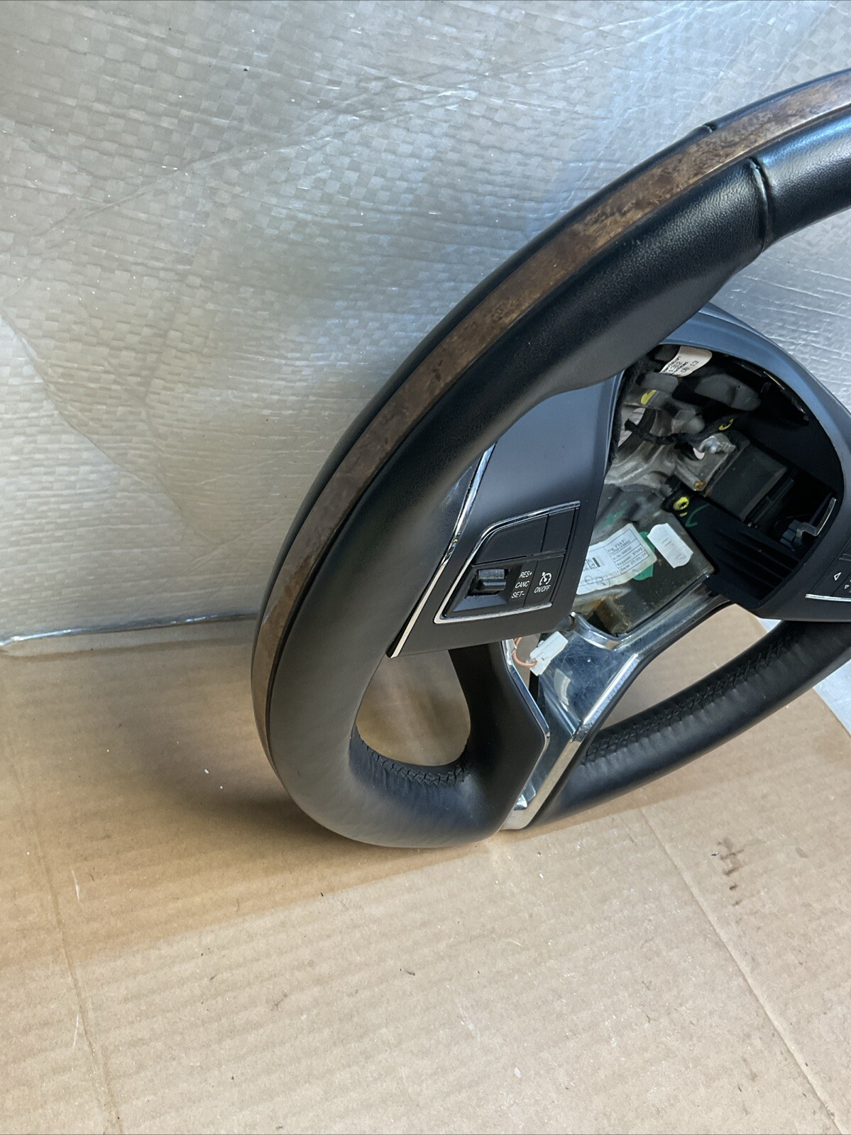 2014-2021 MASERATI QUATTROPORTE OEM FRONT DRIVER STEERING WHEEL BLACK LEATHER
