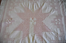 Nappe blanche en lin broderie Cilaos/Ténérife 102 cm x 105 cm