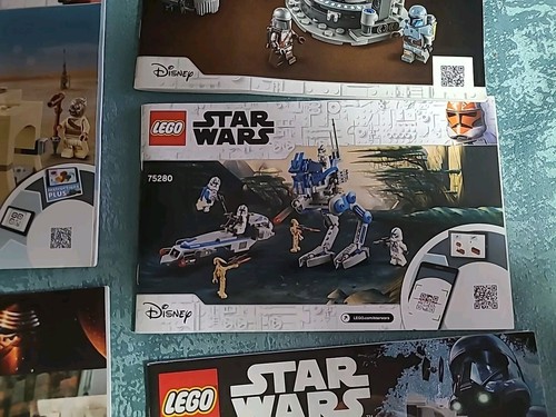 Lot Lego Star Wars Instruction Booklets 10 Total 75316, 75201, 75312, 75139, Etc - Picture 7 of 12