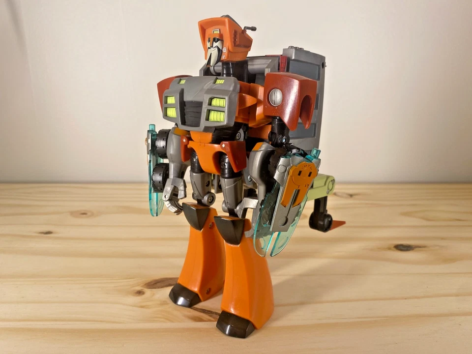 Transformers Animated WRECK-GAR Voyager Class transforming action figure 2009 - Image 4 of 4