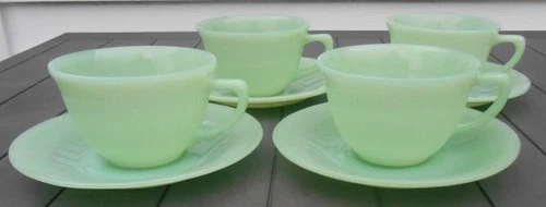 Vintage (4) AH Fire King Jane Ray Jadite Jade-ite Ribbed Coffee Tea Cups Saucers