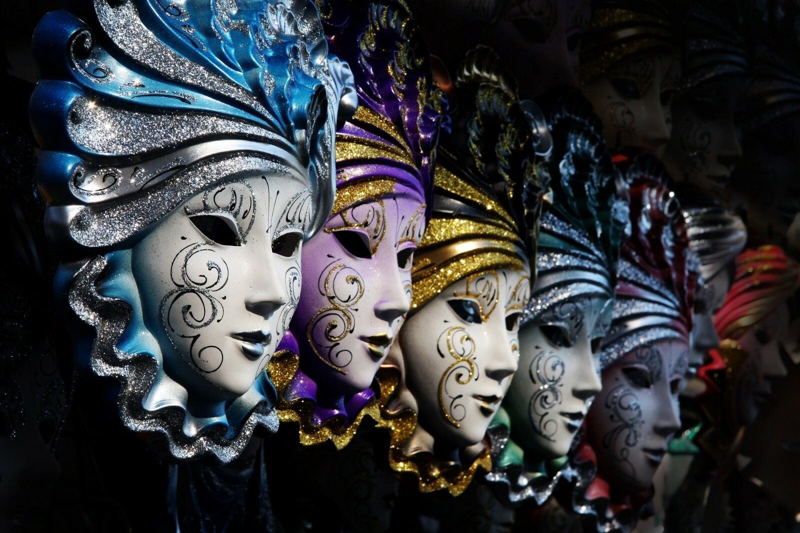 Tableau carnaval de Venise 50x70 cm pour illuminer votre salon avec élégance
