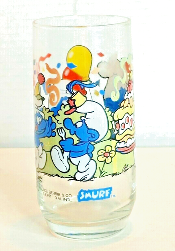Smurfs Glass Baker Smurf Cartoon Vintage 1983 Collectible Glass Peyo - Picture 2 of 6