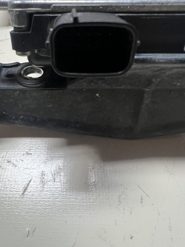 2016-2018 TOYOTA SIENNA RIGHT RH BLIND SPOT MODULE 88162-08021 OEM W/BRACKET - Picture 6 of 8
