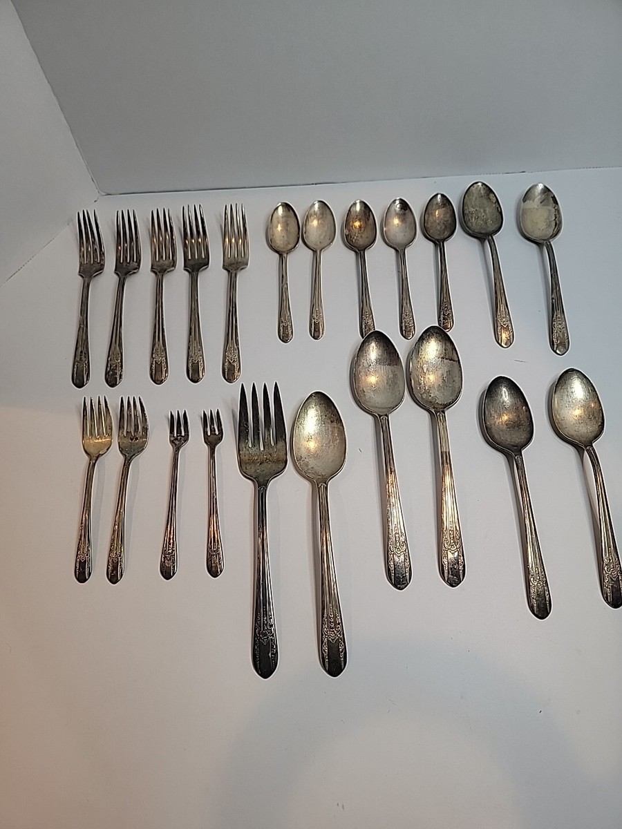 Rogers Vintage Silver Plate X11 Overlaid Reflection 1939 22